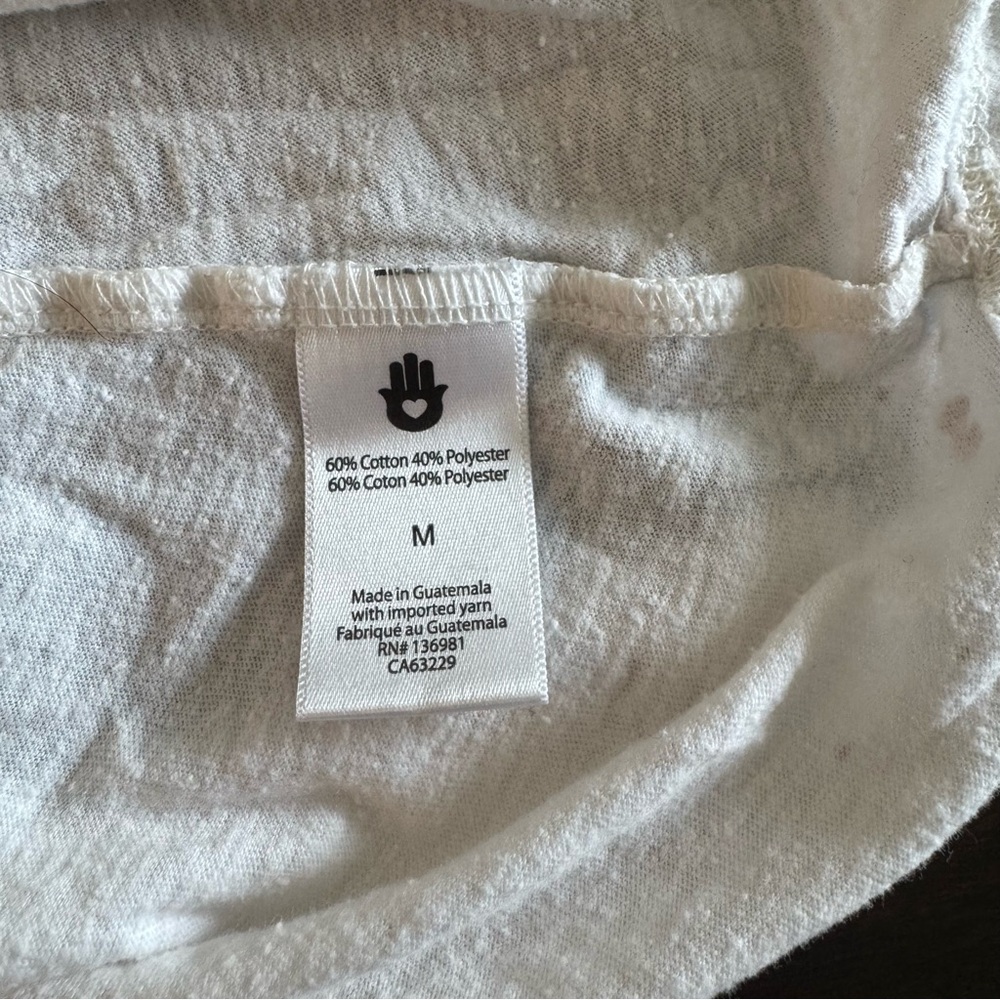 Spiritual Gangster Women’s White Sleeveless Top Size Medium - Picture 5 of 5